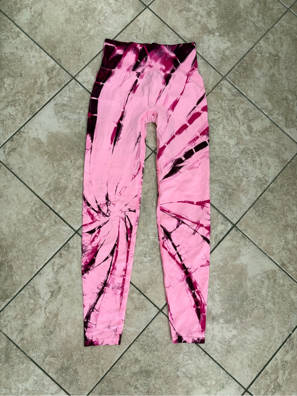 PINK Victoria's Secret Pink and Dark Magenta Tie-Dye High-Waist Leggings